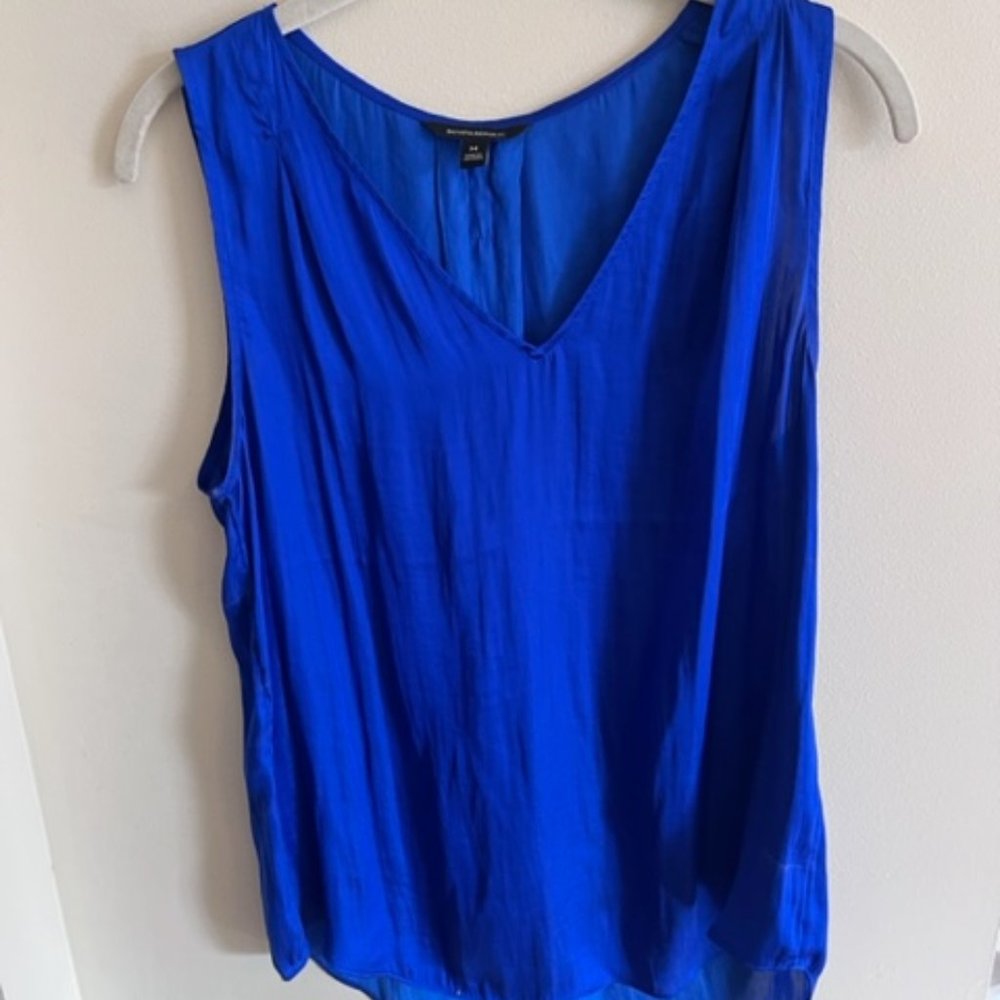 Blue tank top